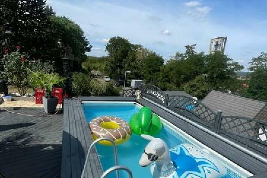 10 Terrasse Pool